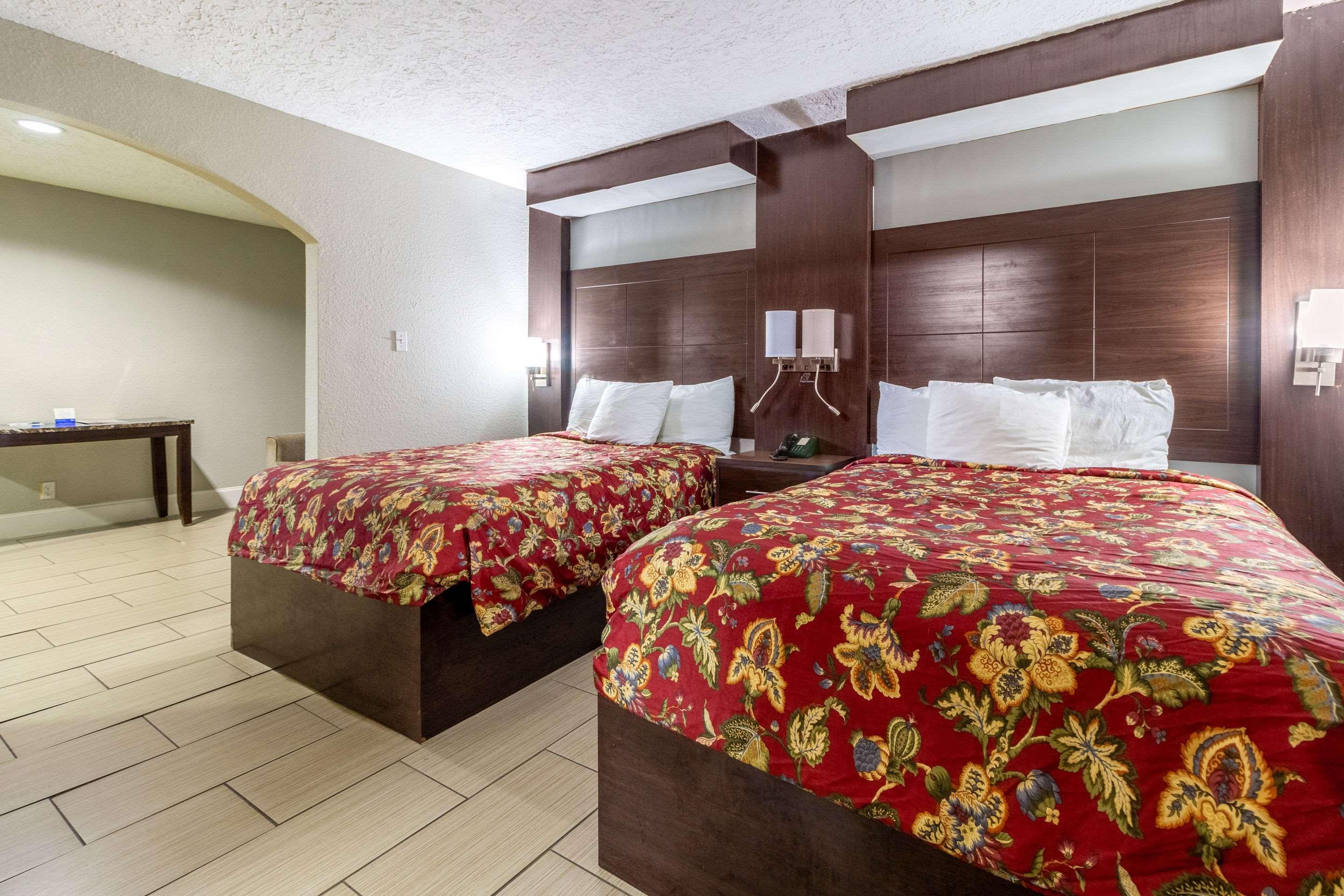 Rodeway Inn & Suites Houston Near Medical Center Esterno foto