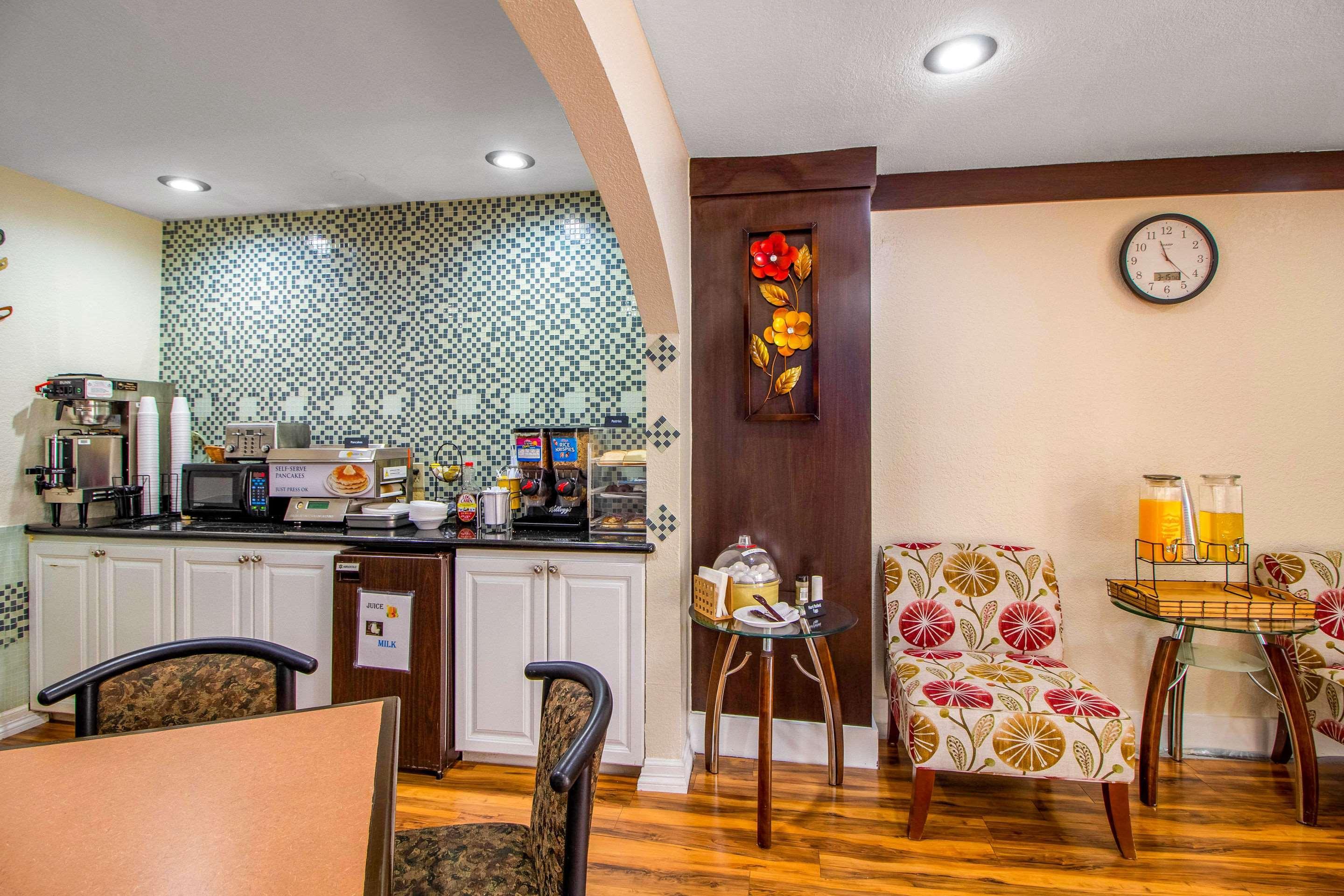 Rodeway Inn & Suites Houston Near Medical Center Esterno foto