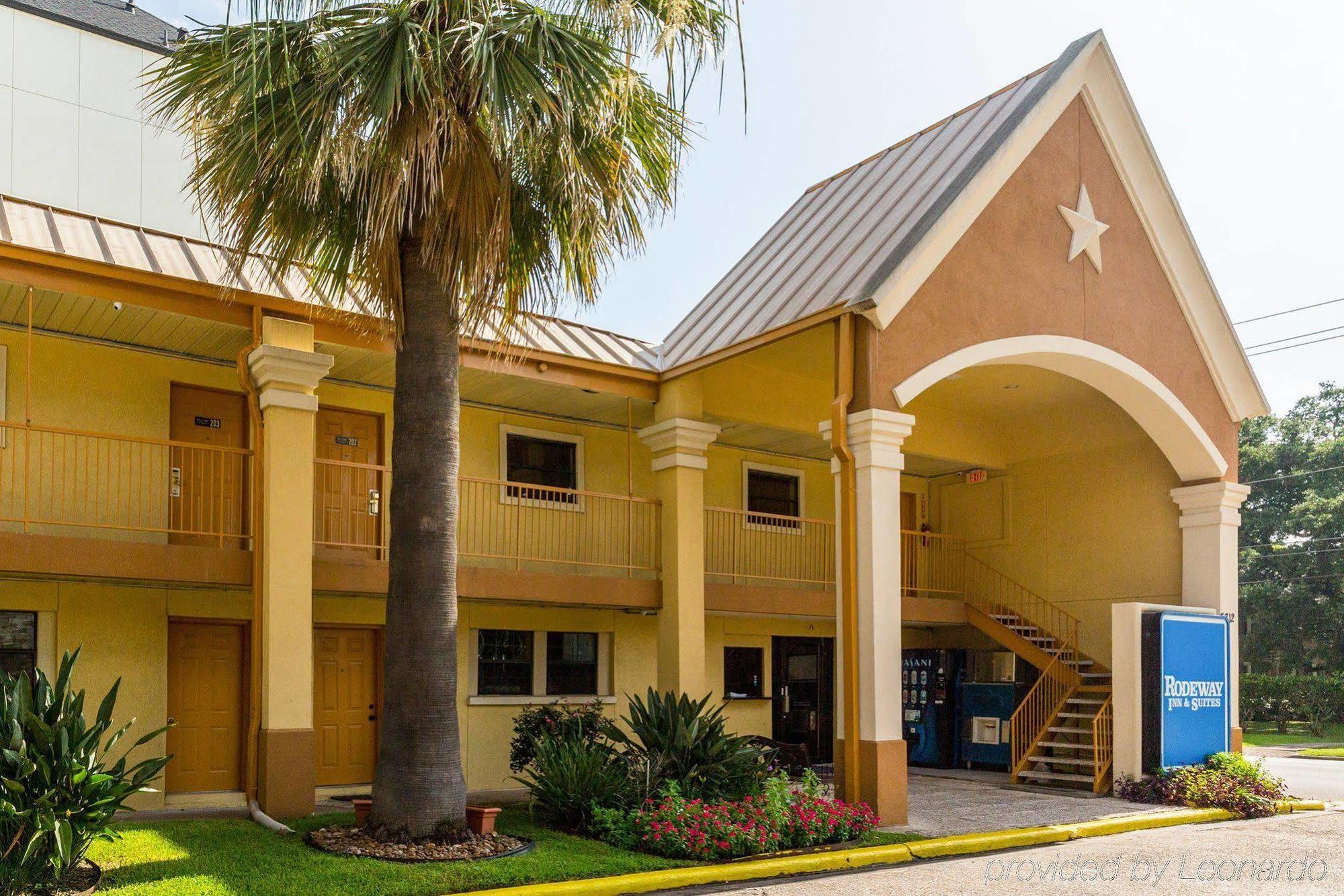 Rodeway Inn & Suites Houston Near Medical Center Esterno foto