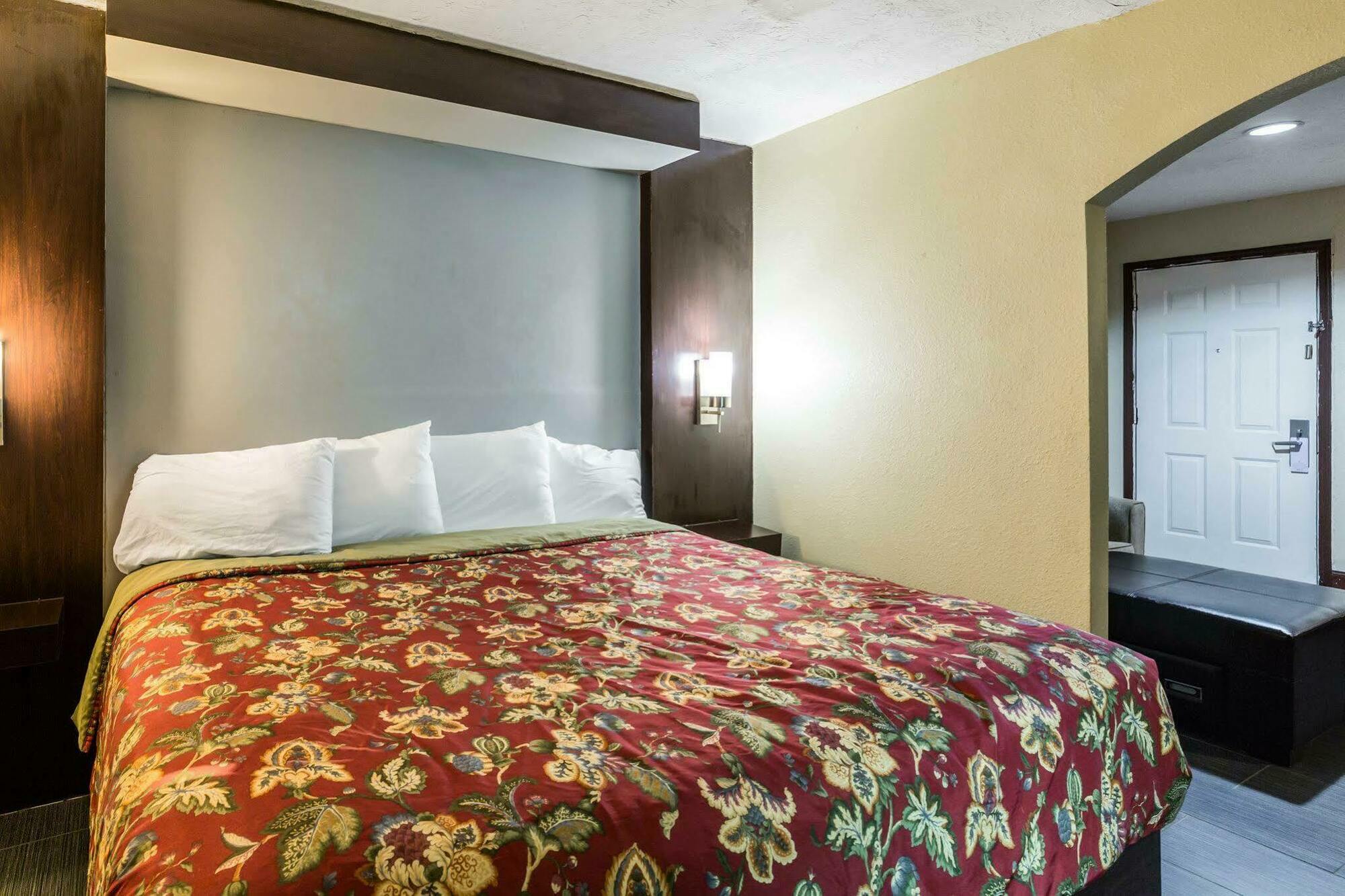 Rodeway Inn & Suites Houston Near Medical Center Esterno foto